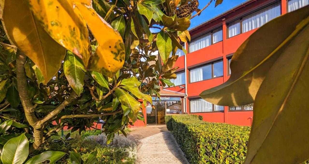 Forum Hotel Genas Exterior foto